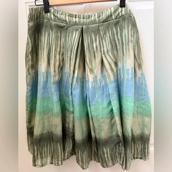 Bandolino Silk Green and Blue A-Line Pleated Skirt - Picture 2 of 11